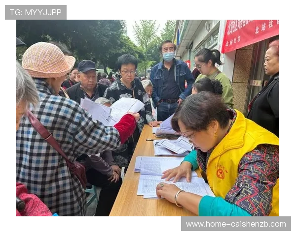 六合彩公益携手社区爱心行动共筑温暖互助文明新风尚传递真情新时代